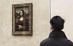 Bild der Mona Lisa im Louvre